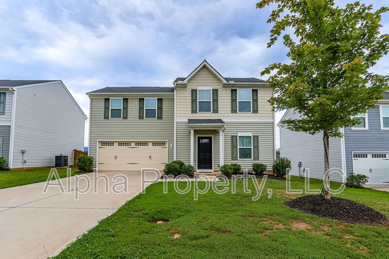 10 Torrington Dr – photo 1