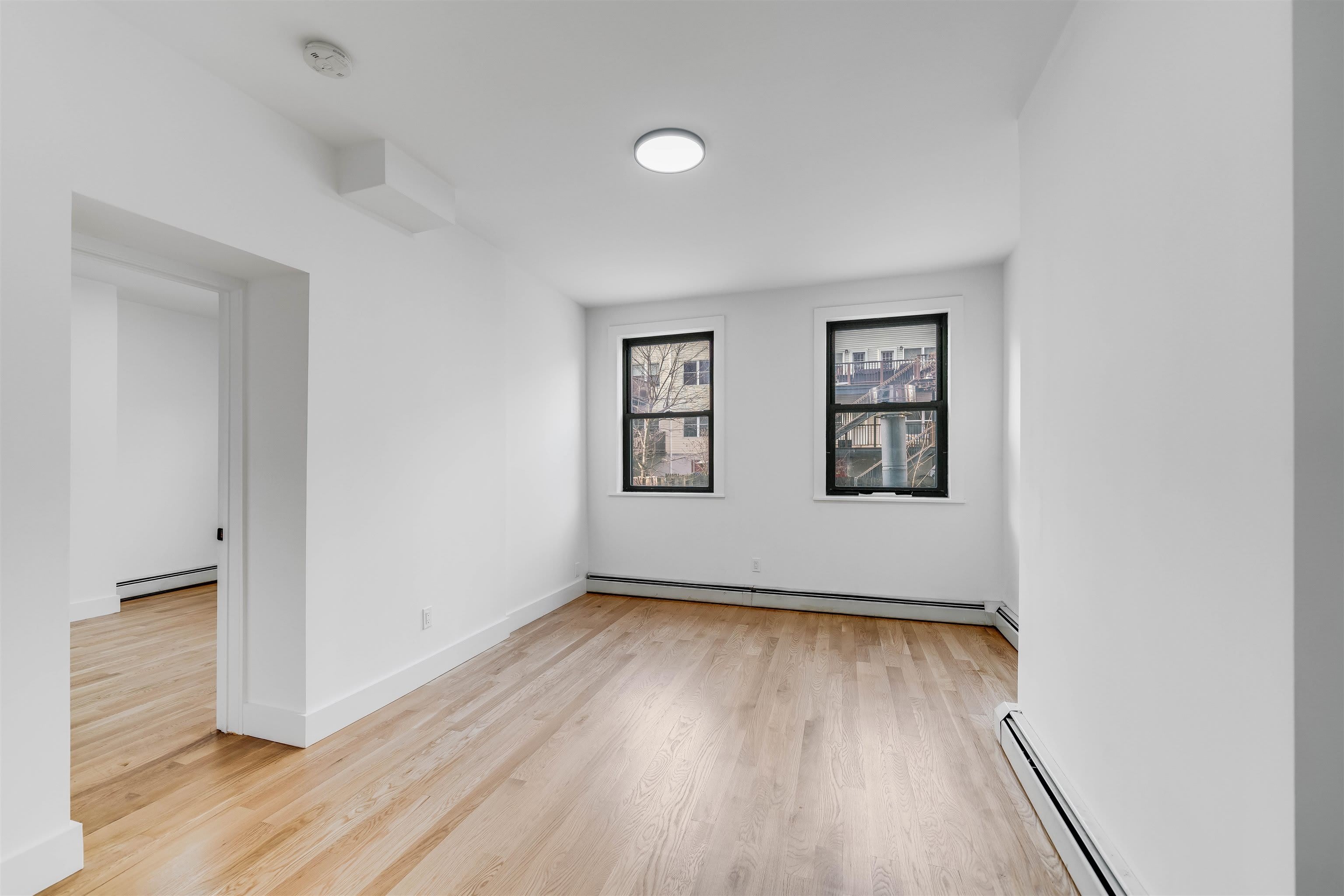 216 JEFFERSON ST – photo 4