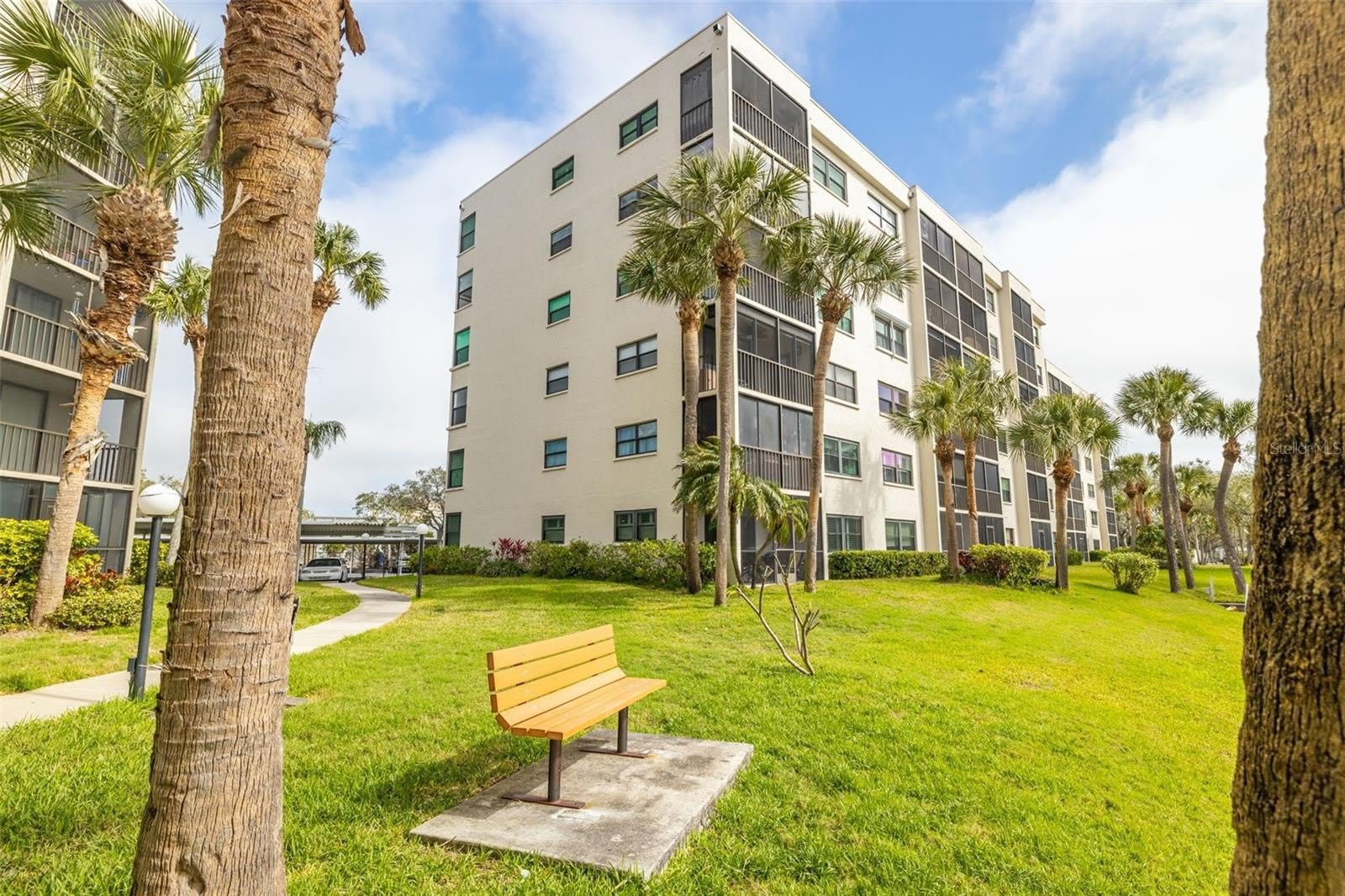 1316 PASADENA Avenue S – photo 3