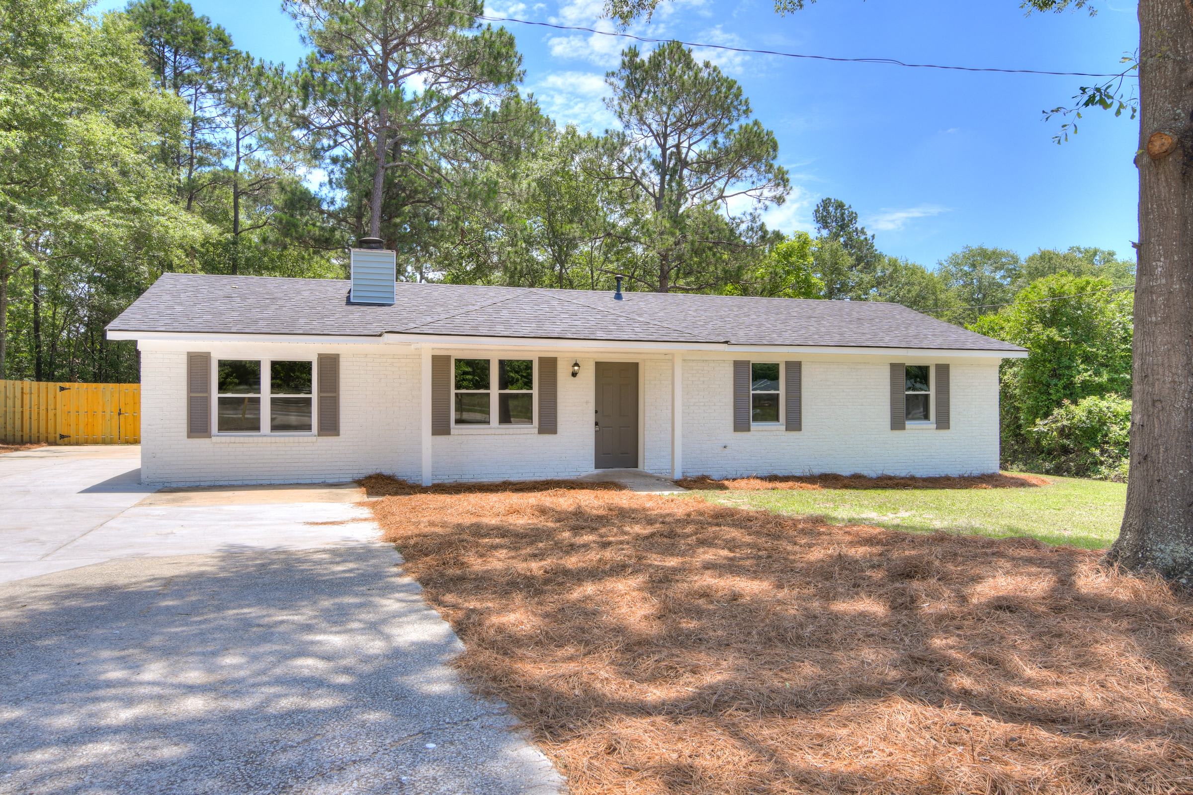 4312 Windsor Spring Road – photo 1