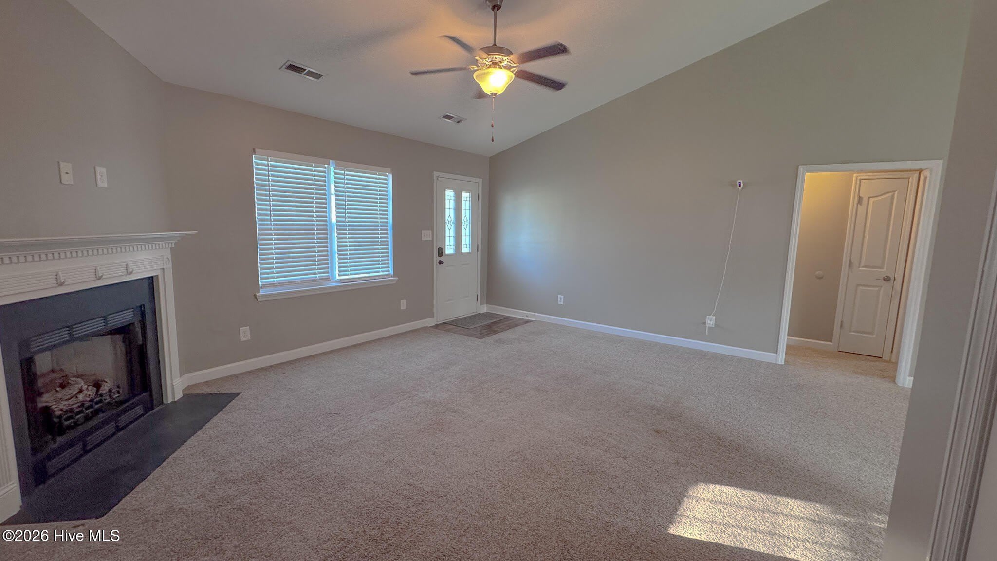 154 Louie Lane – photo 2