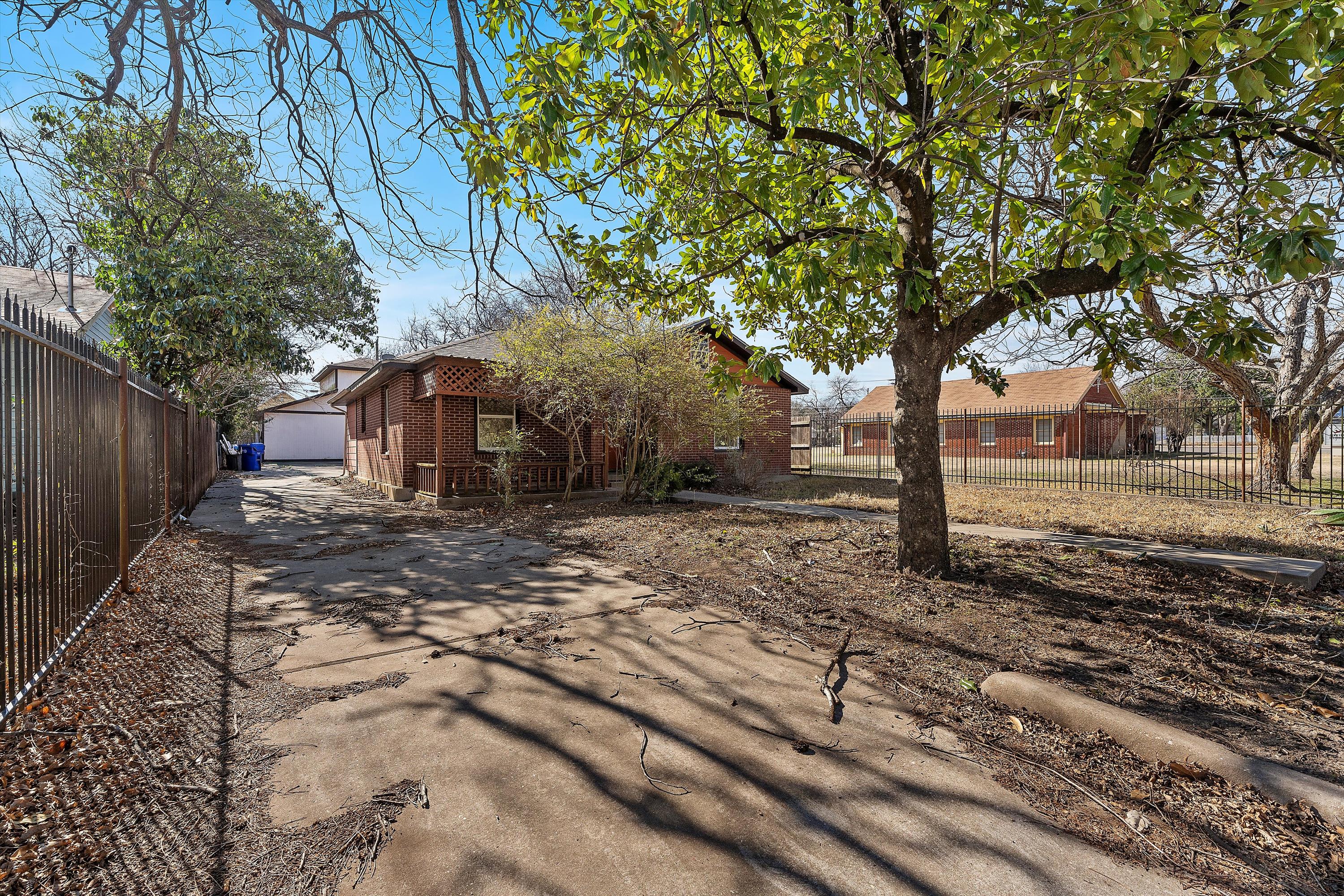 2608 McFerrin Avenue – photo 2