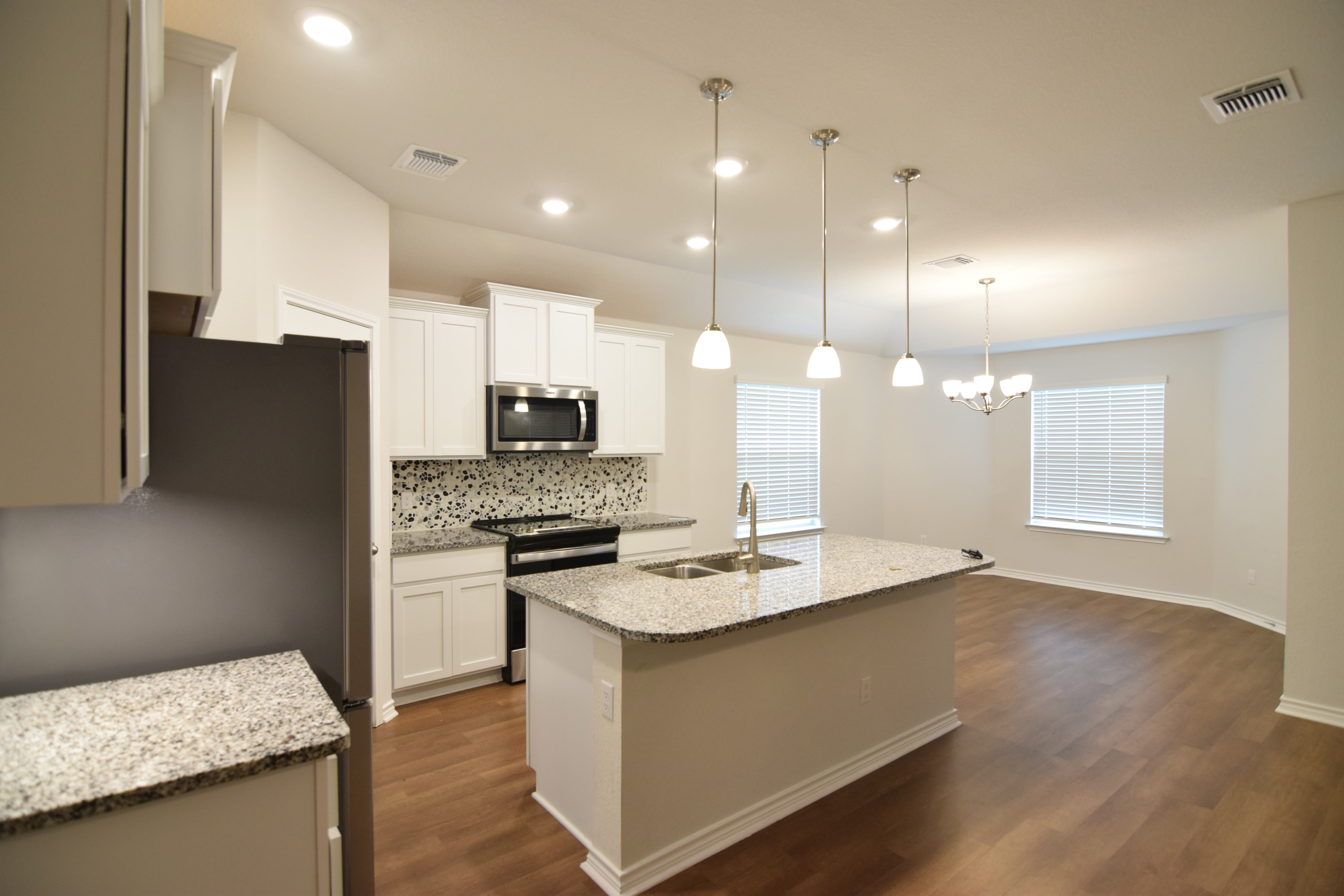 5501 Shire Dr – photo 4