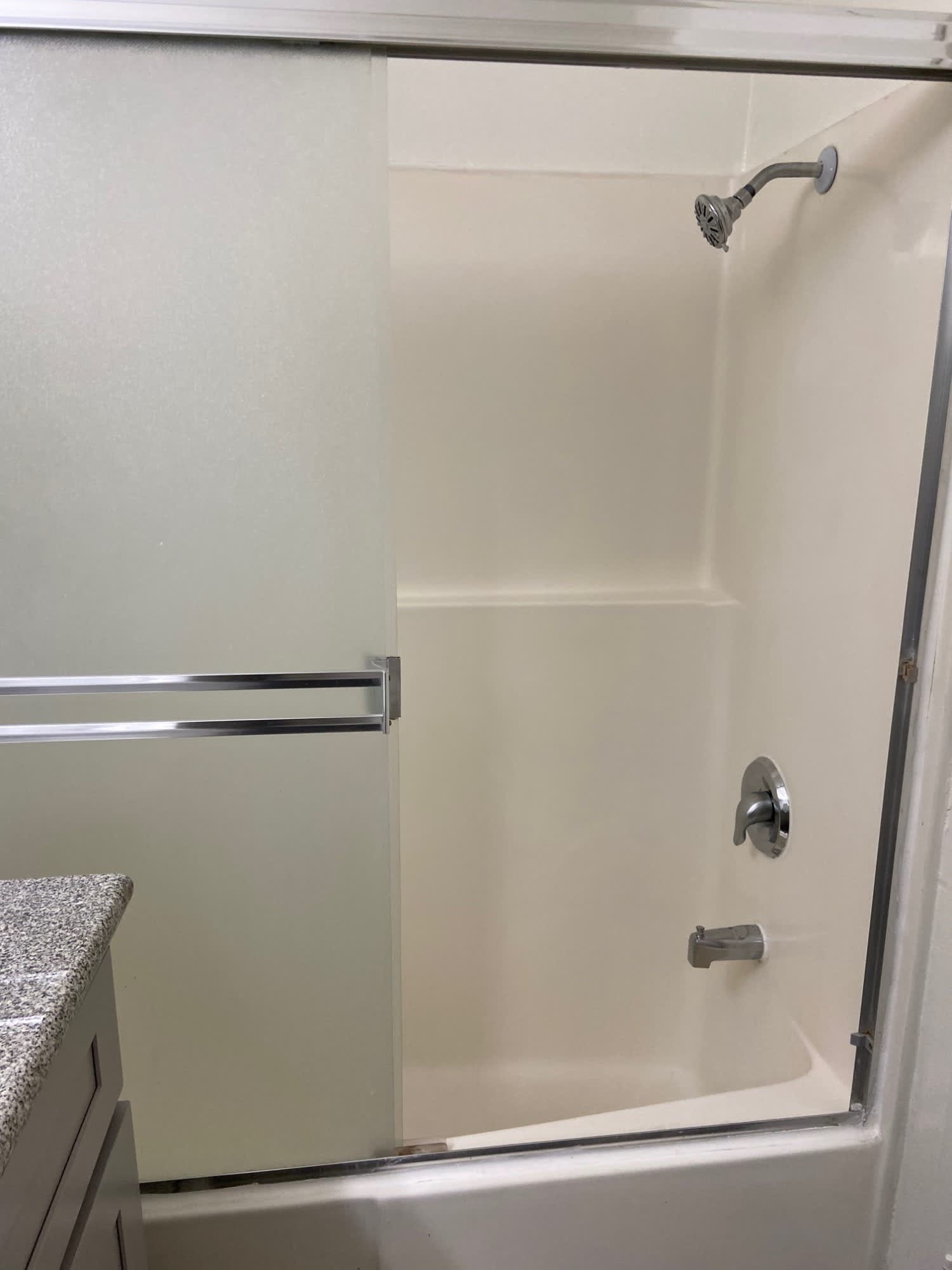 3671 Glendon Ave – photo 5