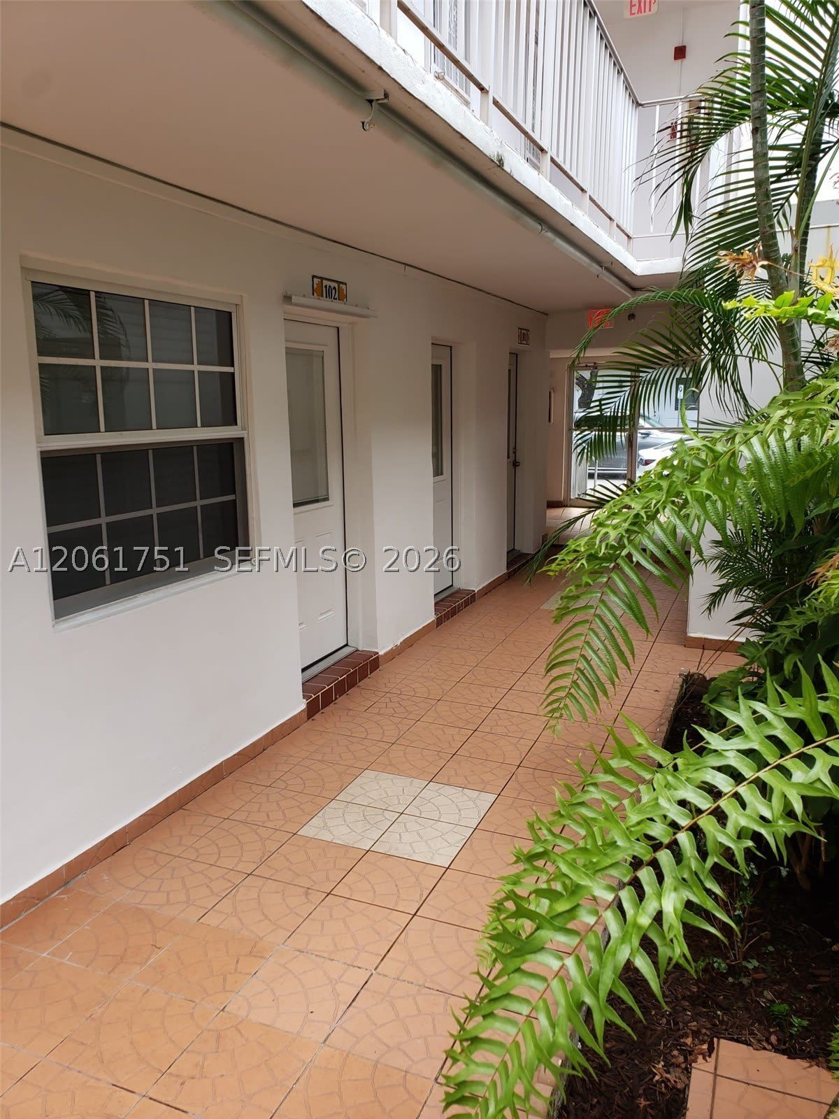 525 Meridian Ave – photo 4