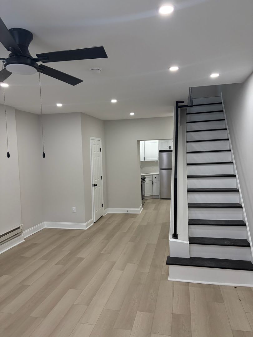 Beautiful Newly renovated 2 bedroom home now available for rent in Point Breeze!!! – photo 3
