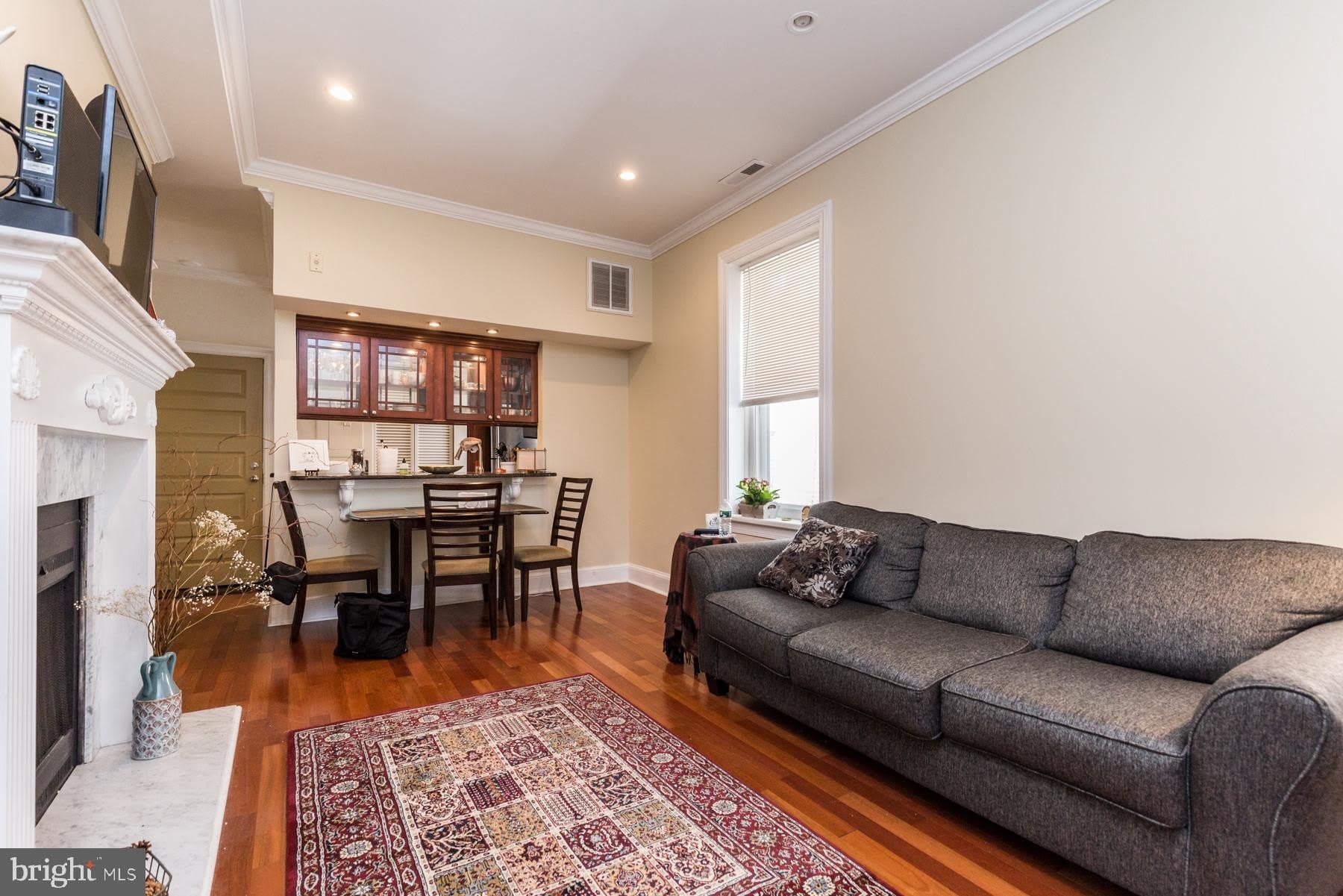 1712 WALLACE Street – photo 4