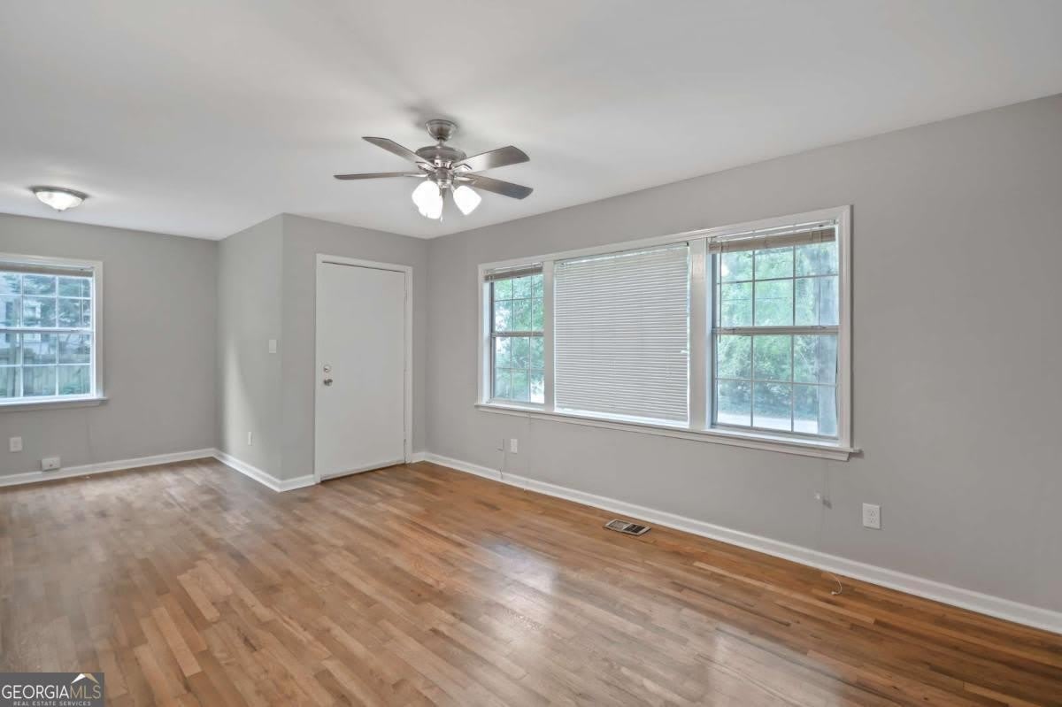 1877 Sumter ST NW – photo 3