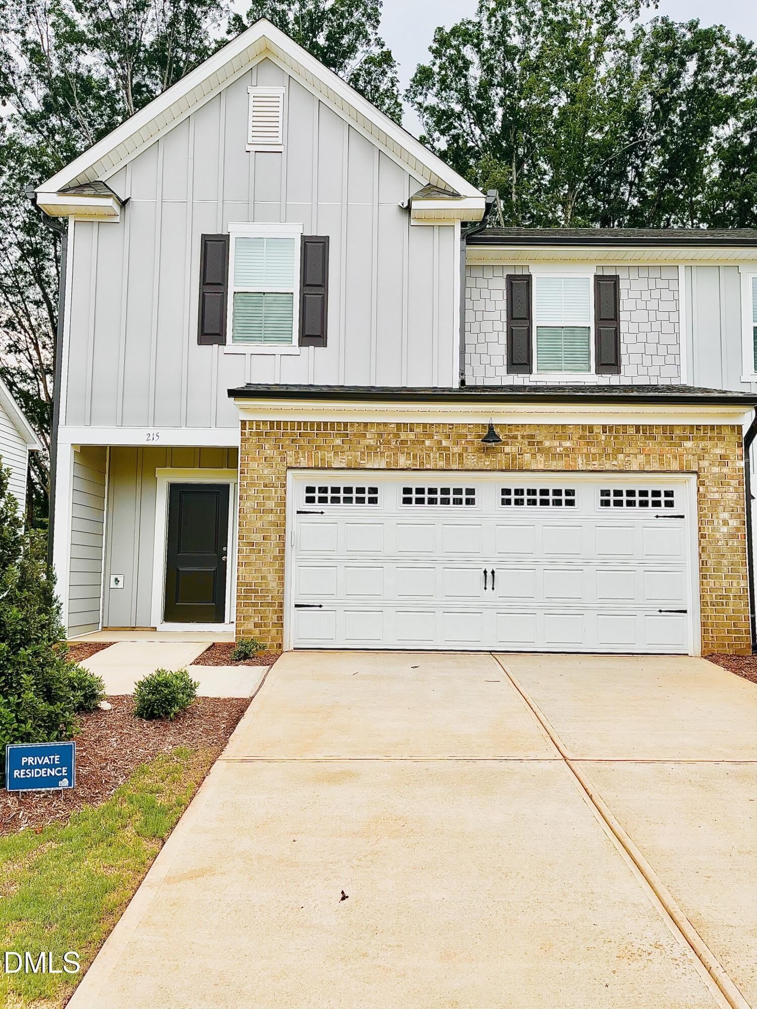 215 Broomside Avenue – photo 1