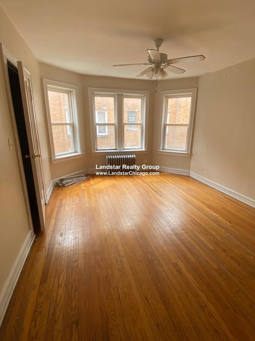 5030 North SPRINGFIELD – photo 2
