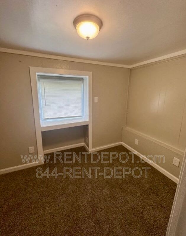 1021 Vanderburgh Ave. – photo 3