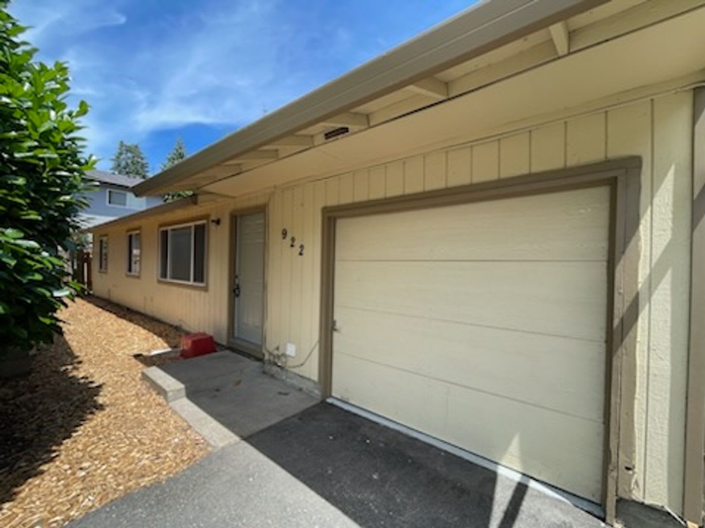 Newly Remodeled 3 Bedroom Ranch Style Home Ready Now – photo 1