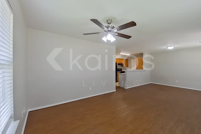 2010 Creekridge Drive – photo 3