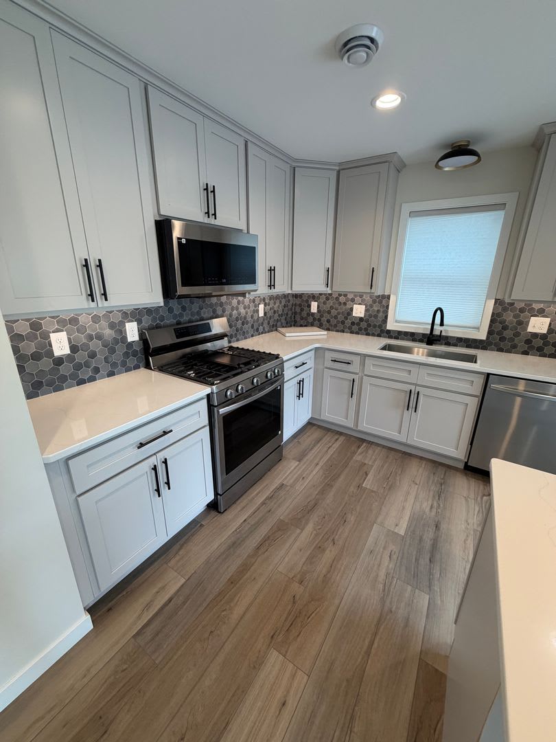 Available Now Brand New Build 3 Bed 2.5 Bathrooms – photo 3