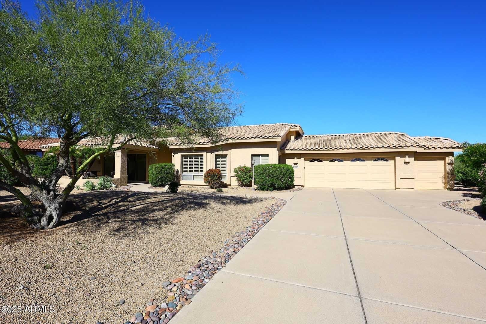 18510 E Leather Lane – photo 2