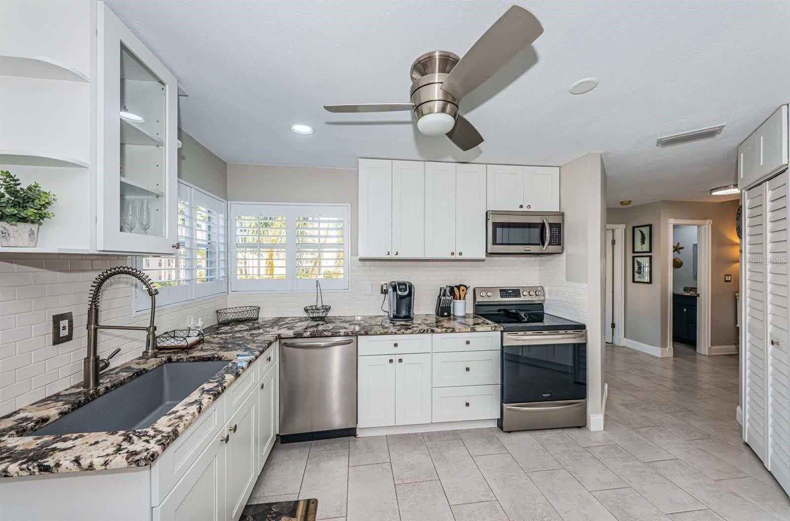 6000 BAHIA DEL MAR Circle – photo 4