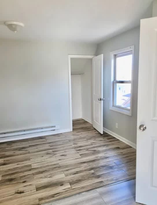 154 Mapes Ave – photo 5