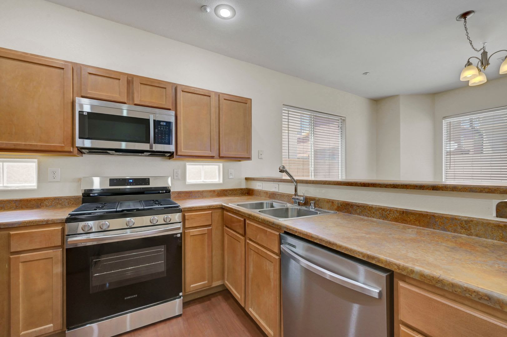 8904 Nautilus Vista Ct – photo 5