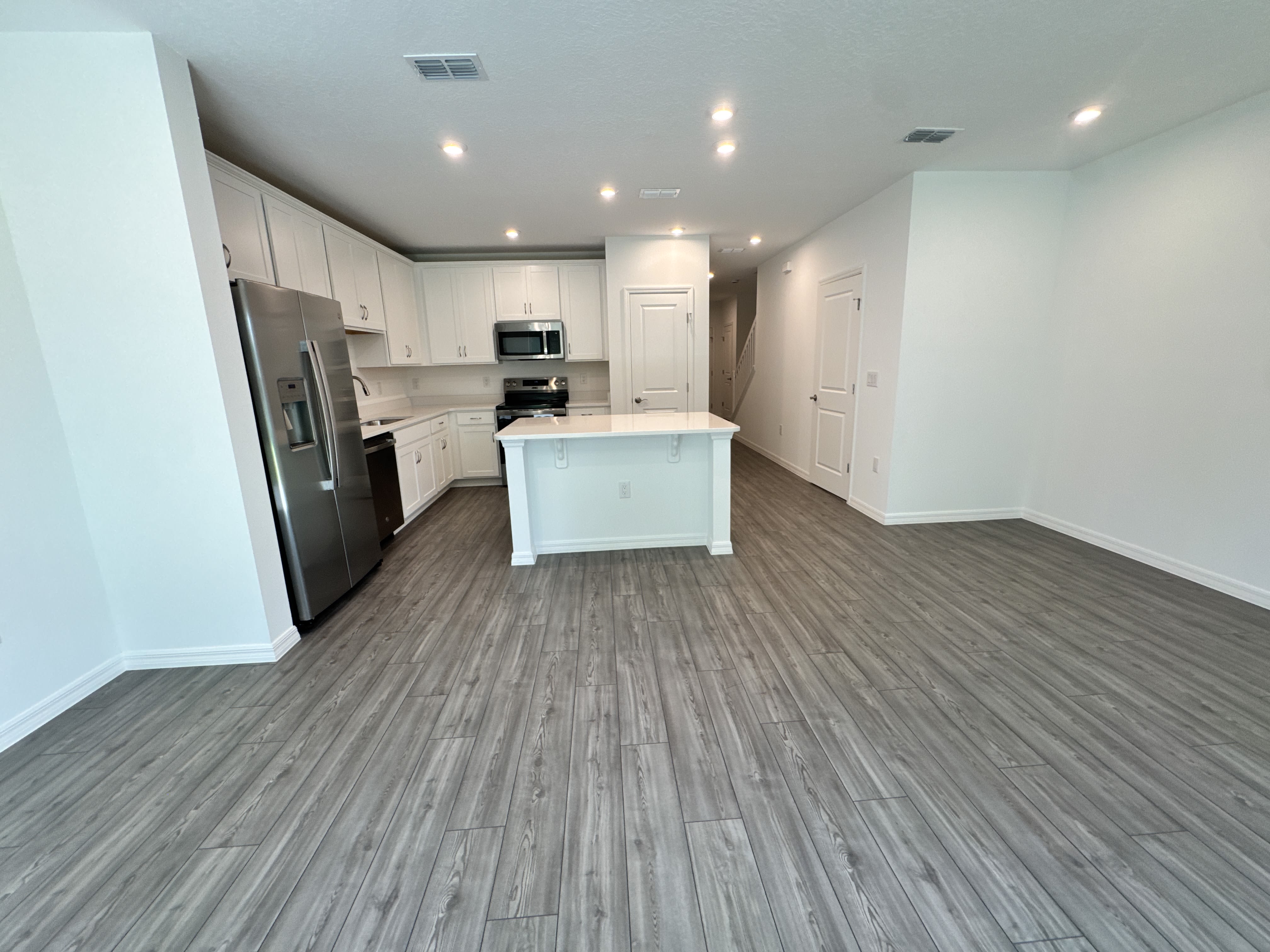 3031 Jessamine Dr – photo 1