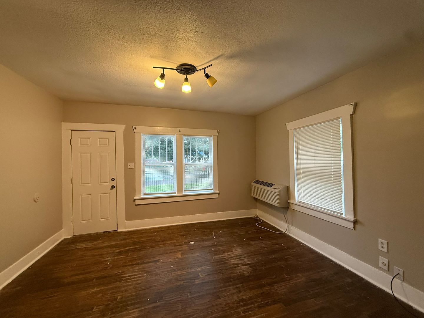 Downtown Wichita 1 Bedroom – photo 3