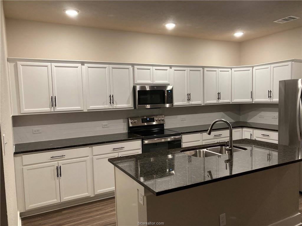 3920 Yukon Lane – photo 4