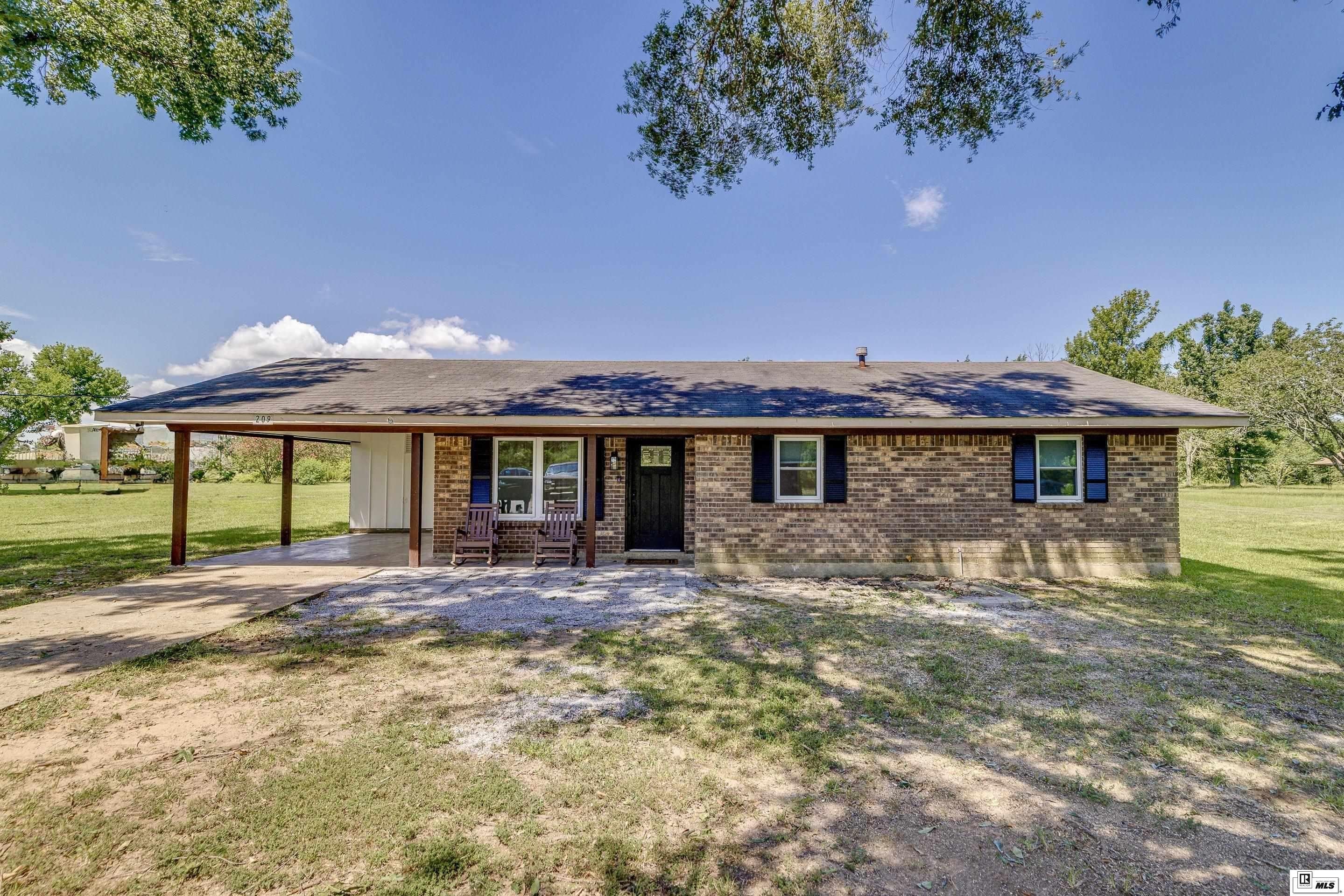 209 JONES STREET – photo 2