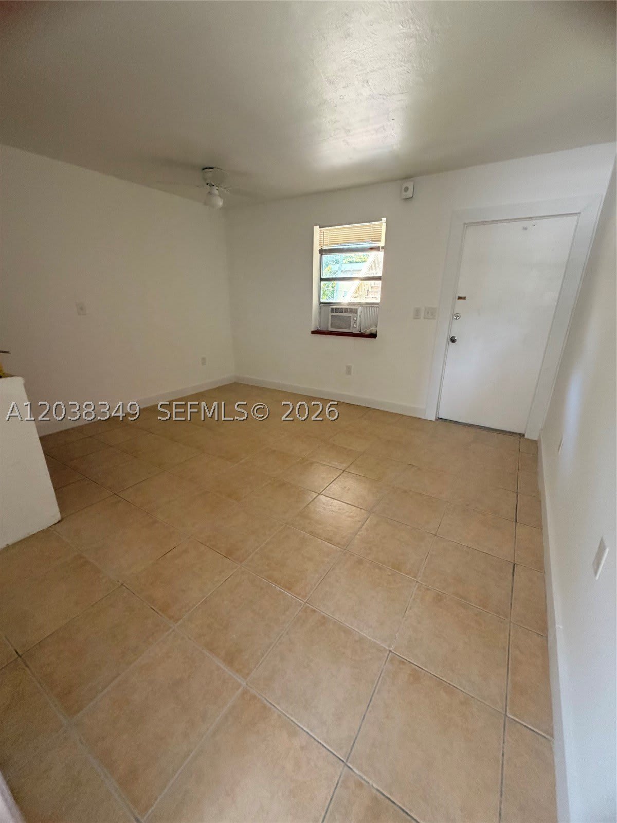 8450 NE Miami Ct – photo 5