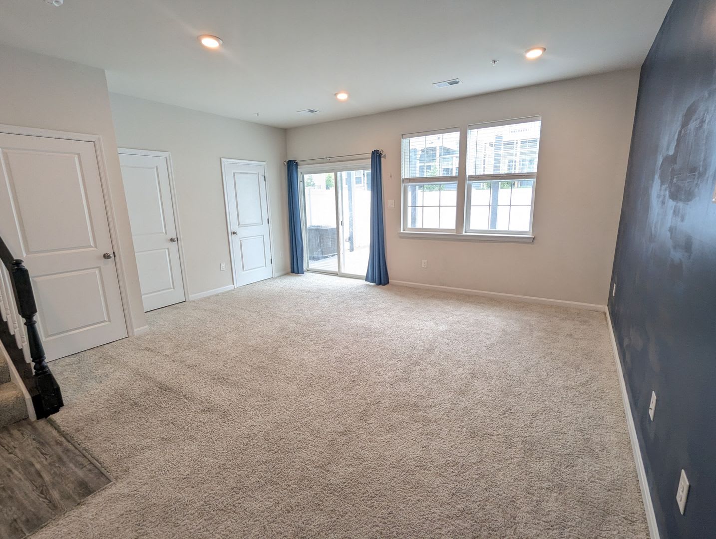 3 Level Townhouse In The Desired Westview South Community Available For Move In – photo 4