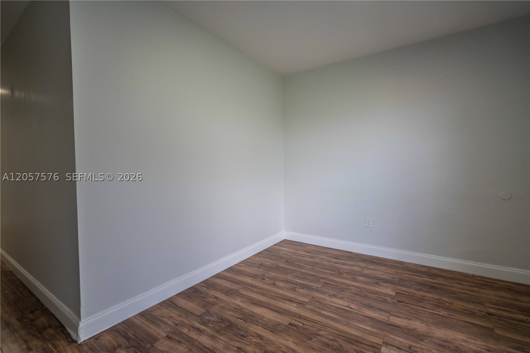 7927 East Dr – photo 4