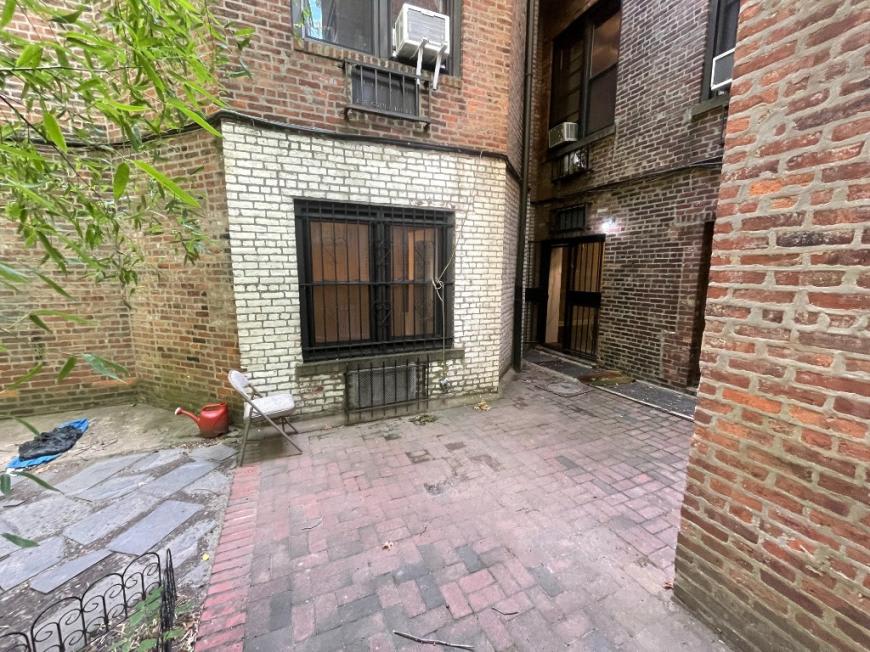 151 West 82nd Street – photo 1