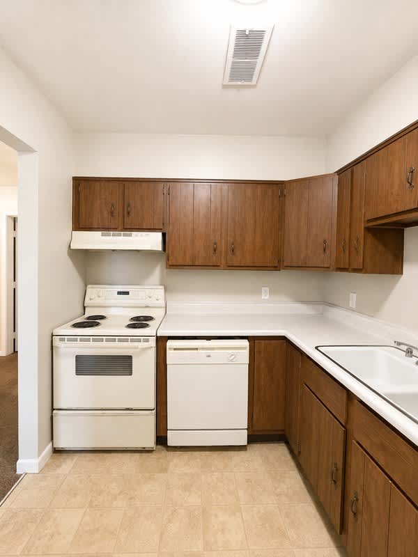 1420 E Jefferson Street – photo 5