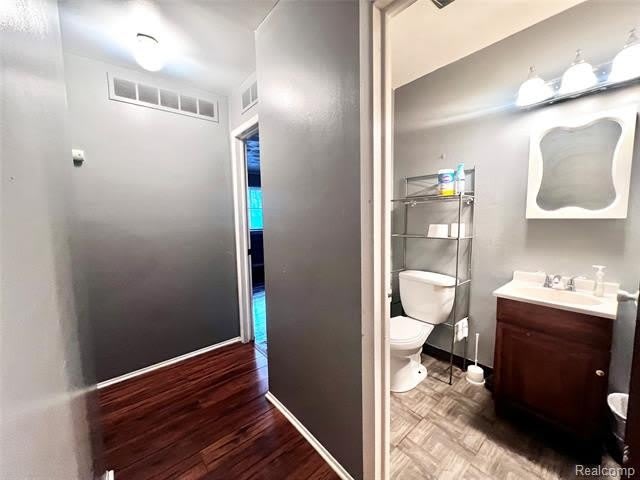 22116 Dante Street – photo 3
