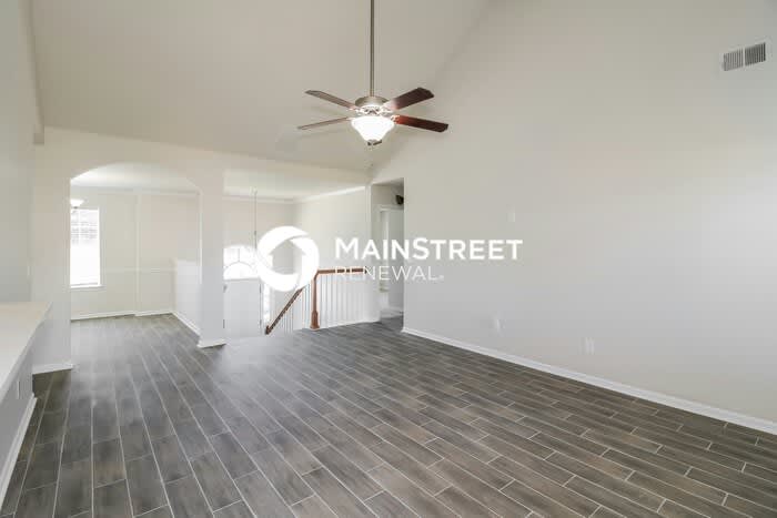 5847 Colonnade Drive – photo 5