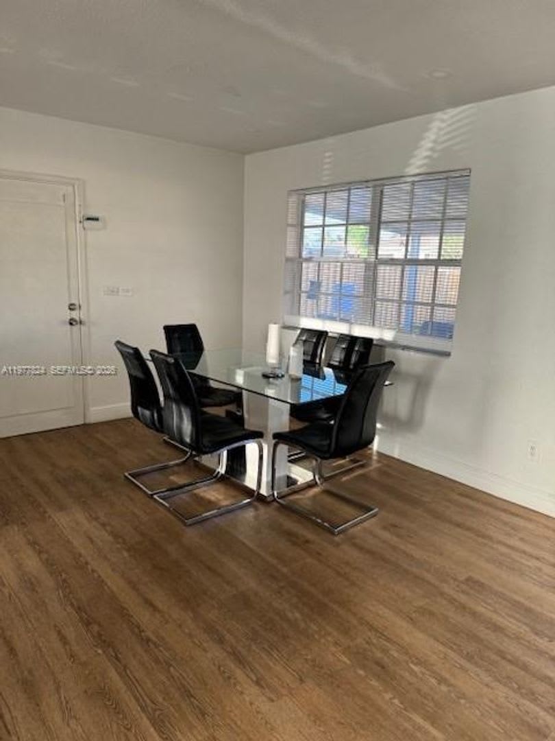 1325 W 4 Lane, Hialeah, FL 33010 – photo 5
