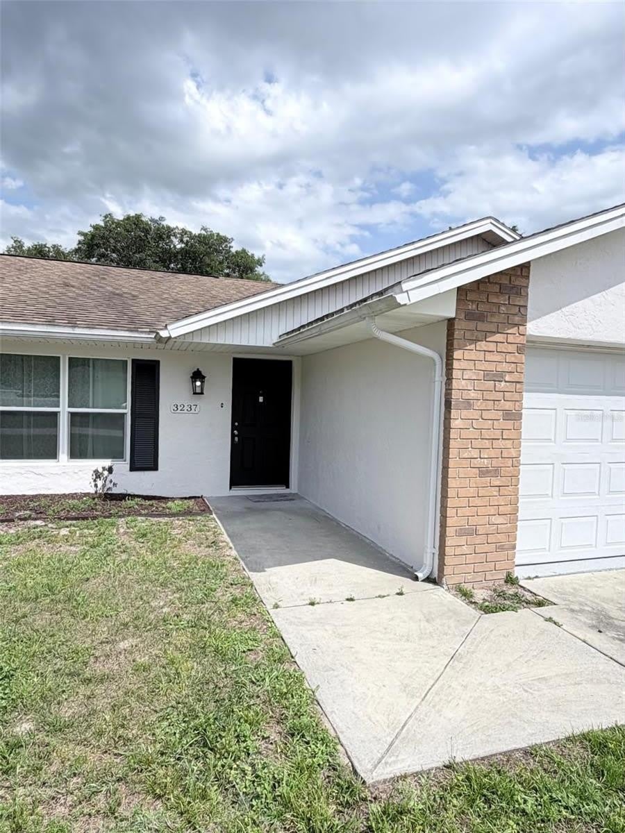 3237 LONDON Avenue – photo 2
