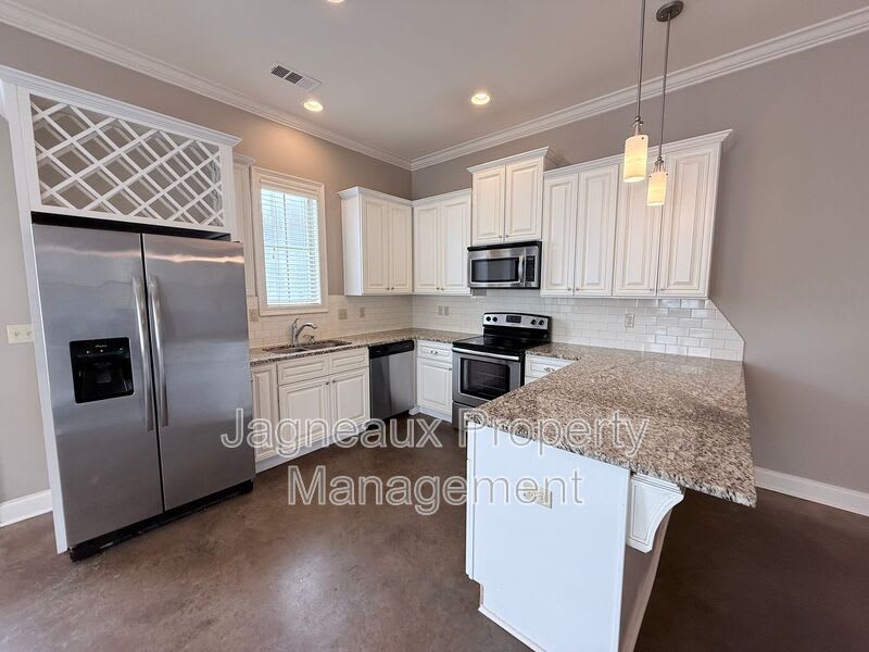 119 Shallowford Dr – photo 4