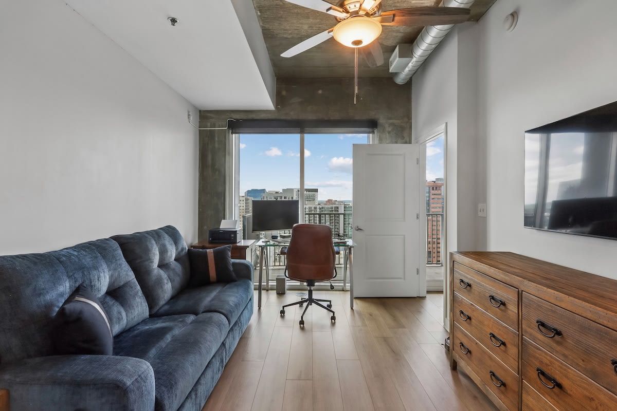 923 Peachtree St Ne – photo 2