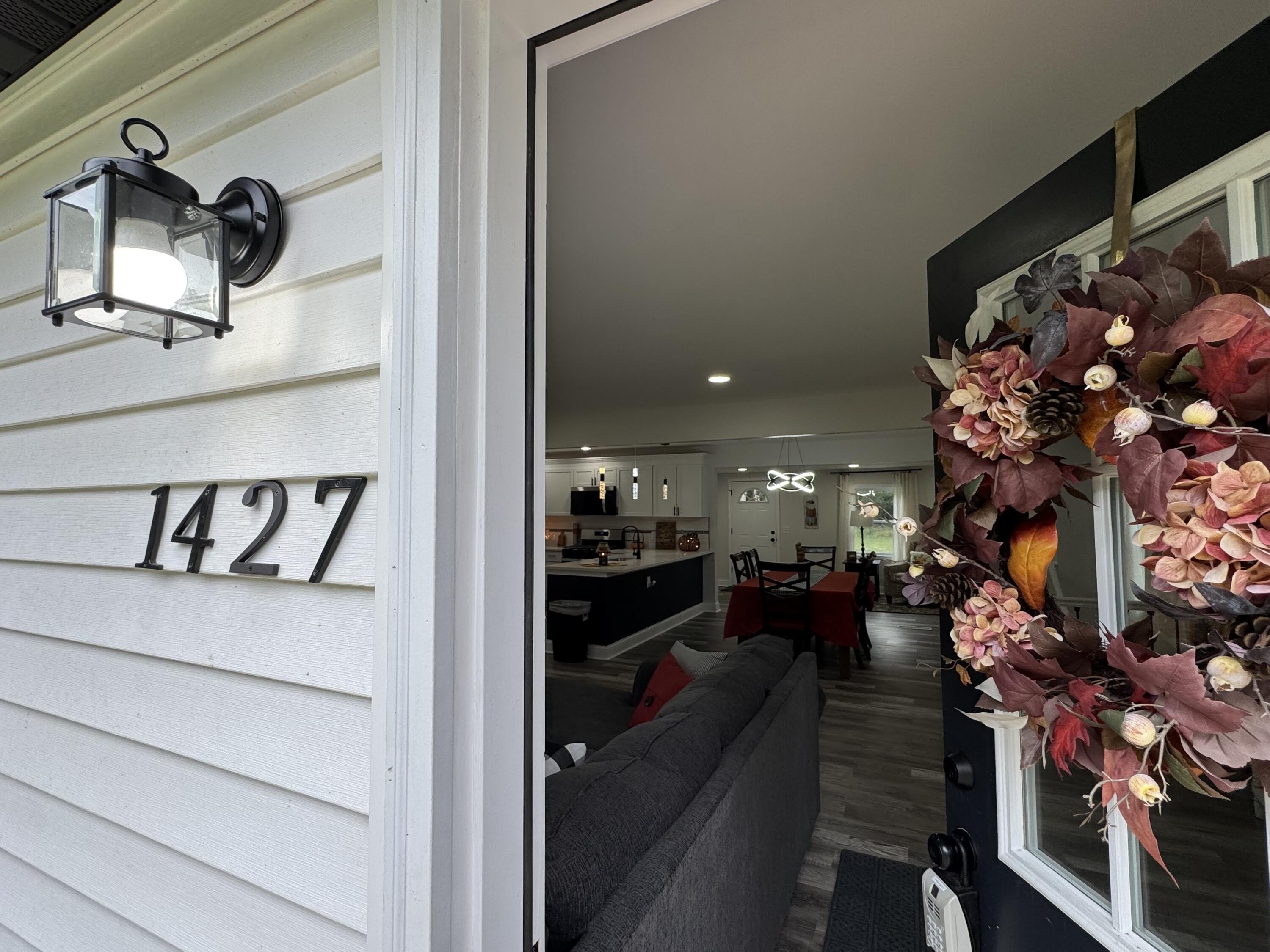 1427 Austin Avenue – photo 4