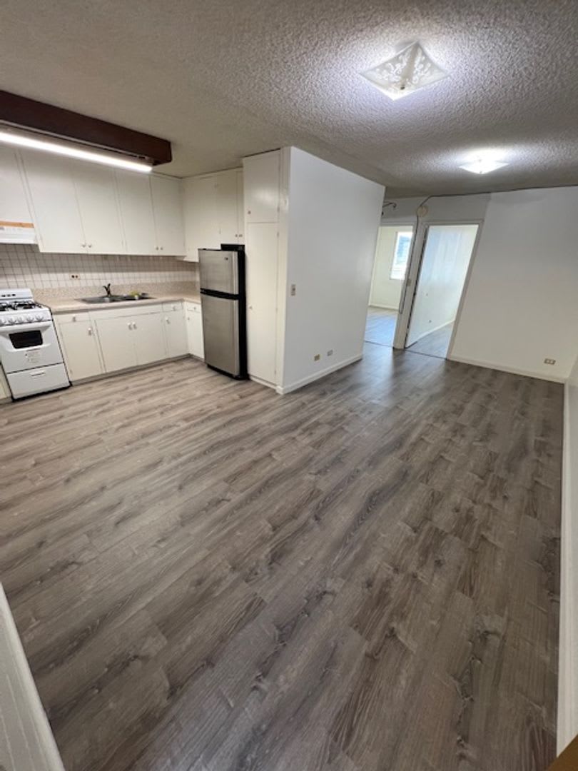 Condo in Salt Lake near Moanalua High School – photo 3
