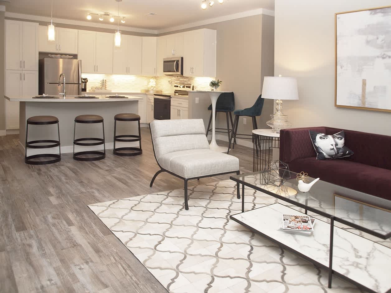 Element Oakwood – photo 2