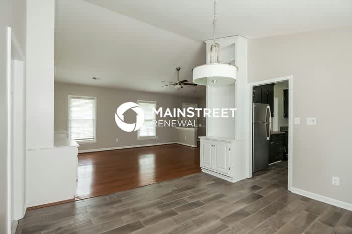 9020 Louvaine Drive – photo 4