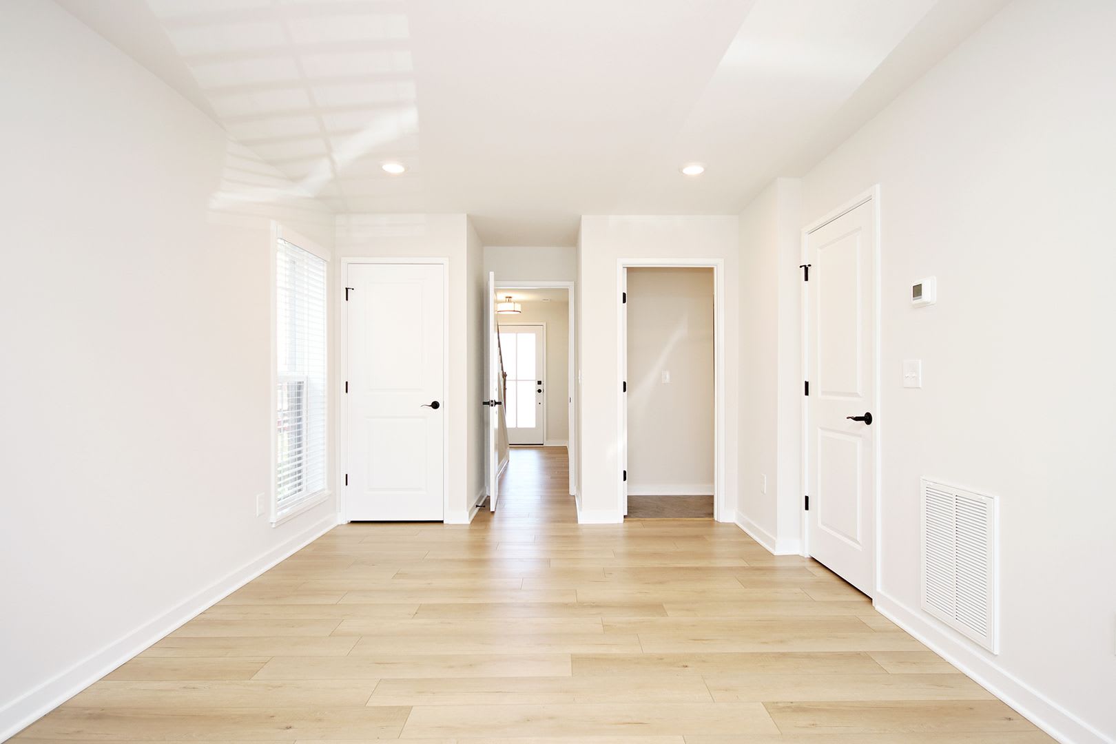 Dog-Friendly End-Unit Townhome in Desirable Old Trail, Crozet – photo 4