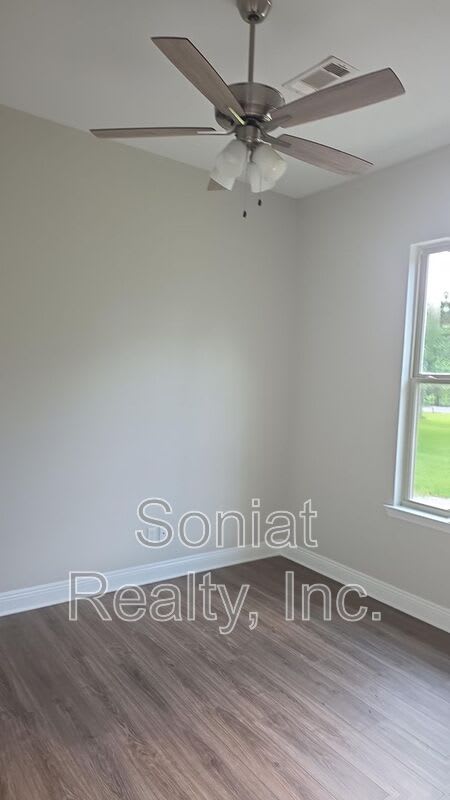 5317 N Galvez Street – photo 3
