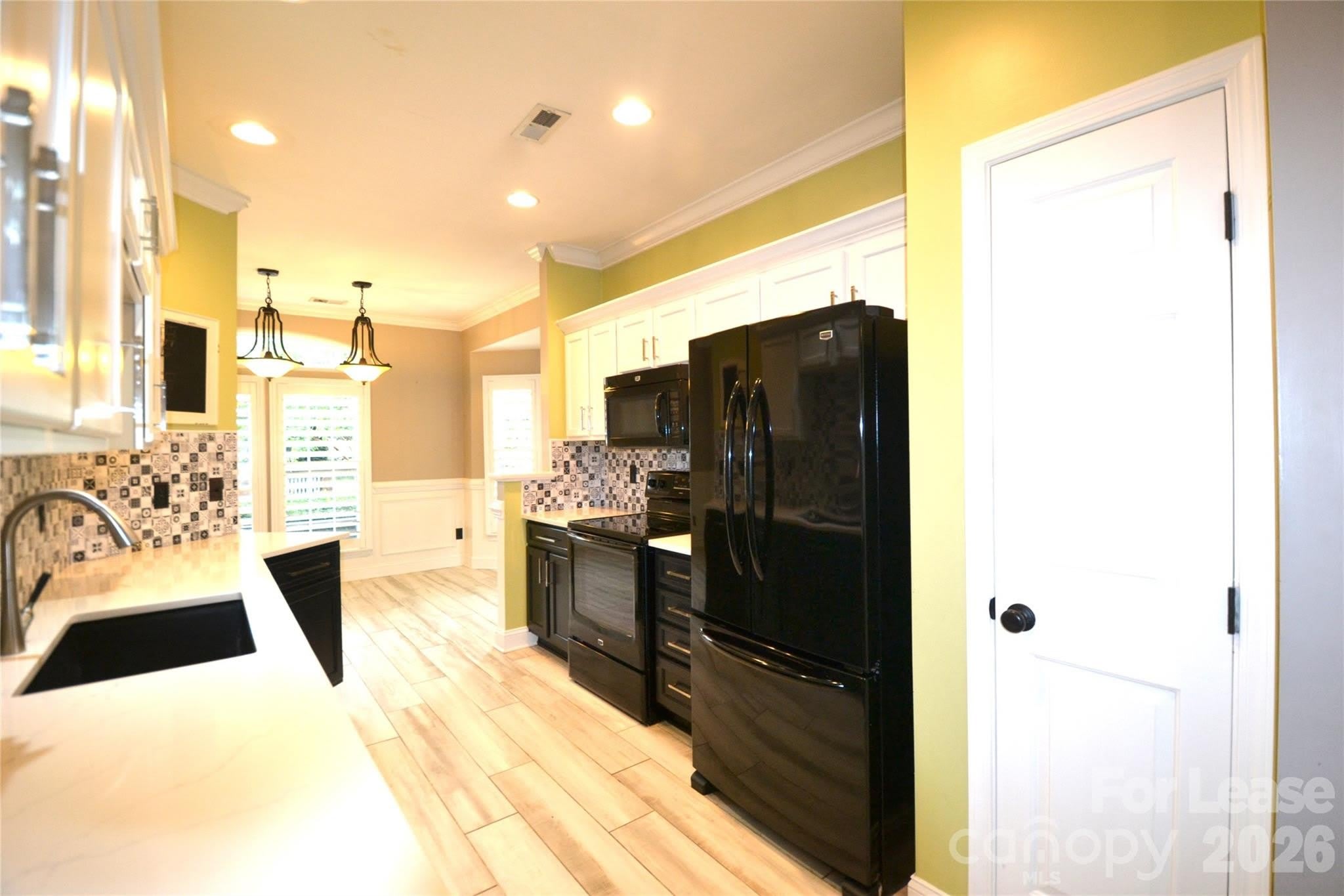4003 Christine Lane – photo 3