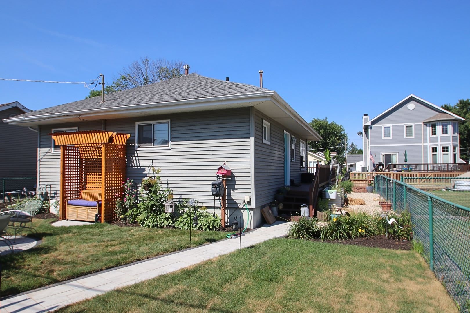 32 Lakeside Lane – photo 1