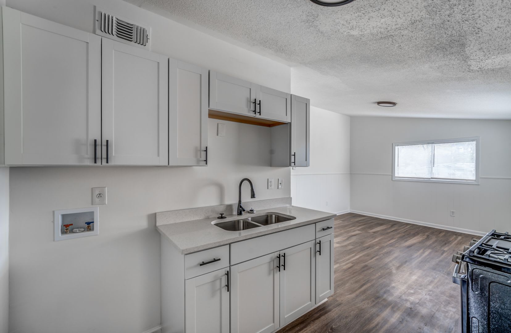 4980 Vickie Memphis, TN 38109 – photo 3