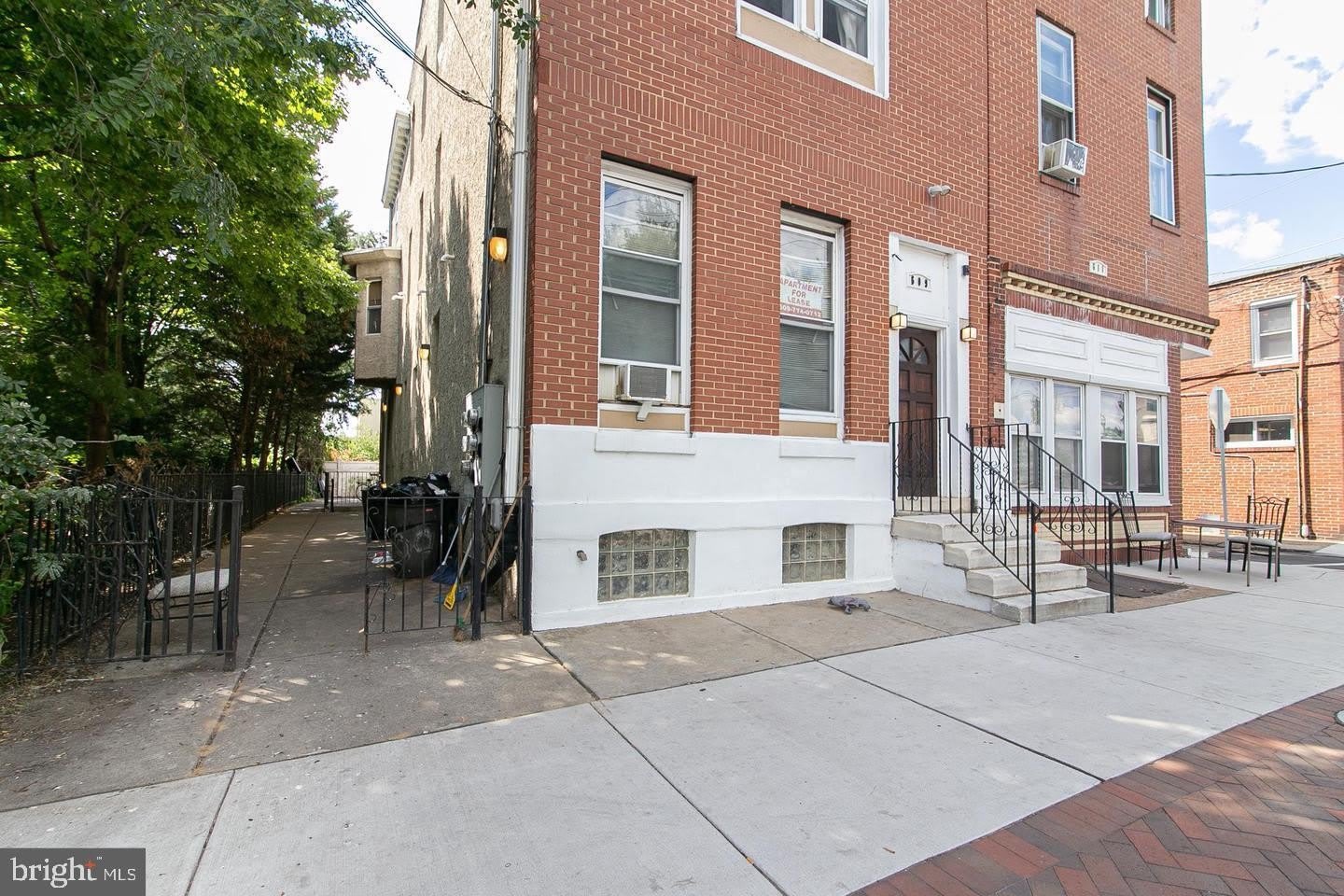 609 N 2Nd Street – photo 4