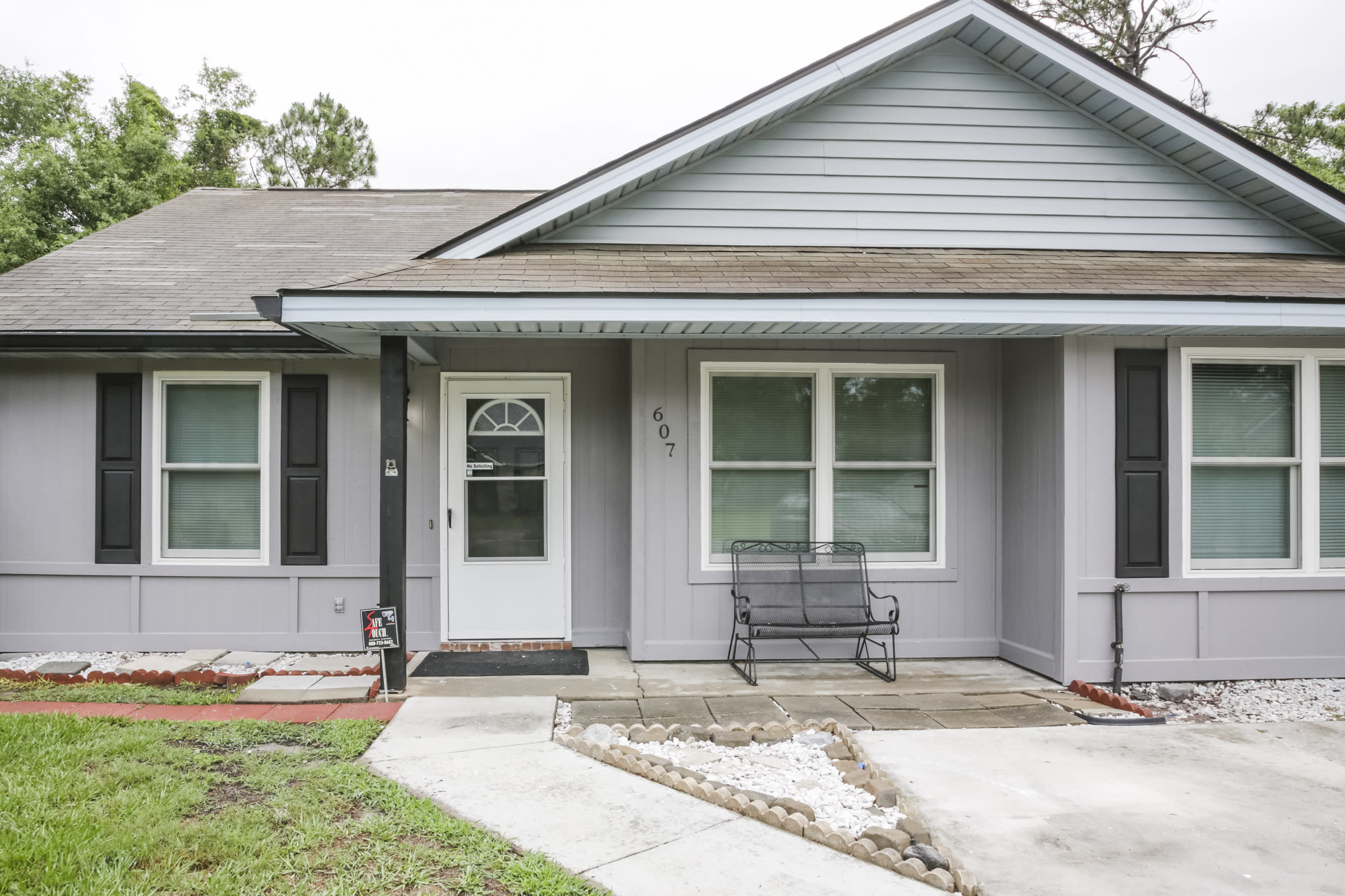 607 Scott St – photo 4