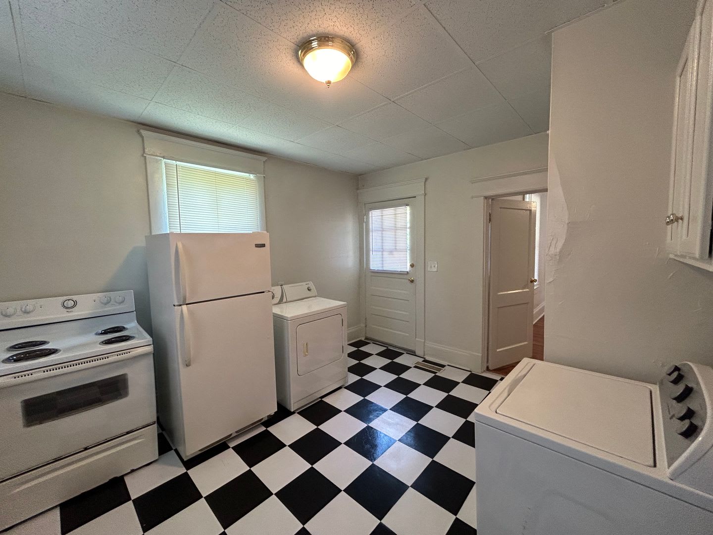 Great Single Family House Walk To Duke Or Downtown Durham – photo 4