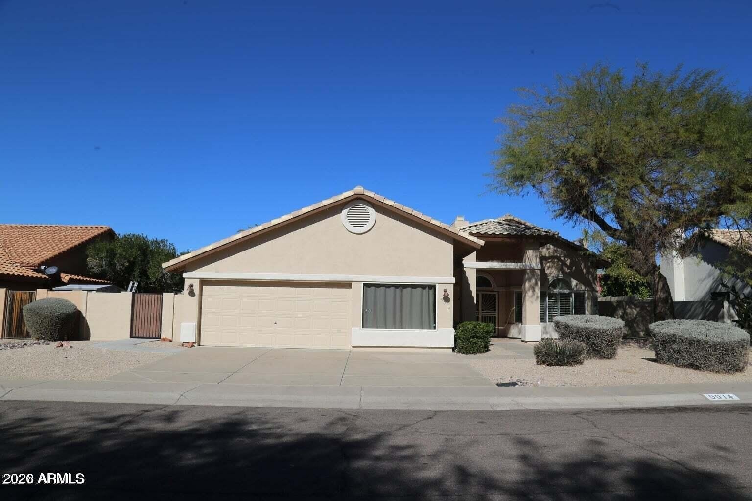 9014 E LARKSPUR Drive – photo 1
